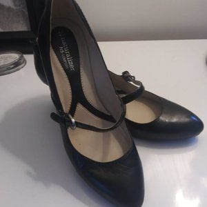 Naturalizer black Mary Janes size 8.5